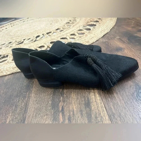 NEW SBICCA Black Tassel Harahan Calf Hair Loafer Size 7 - Picture 2 of 9